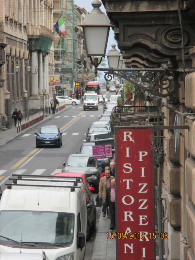 La Locanda Del Centro Storico Hotell Catania Eksteriør bilde